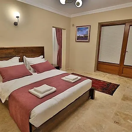 Yellow Stone House 5*